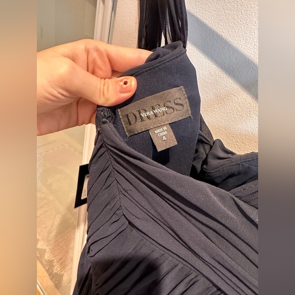 Navy Vera Wang Gown sz 4 - Picture 3 of 4